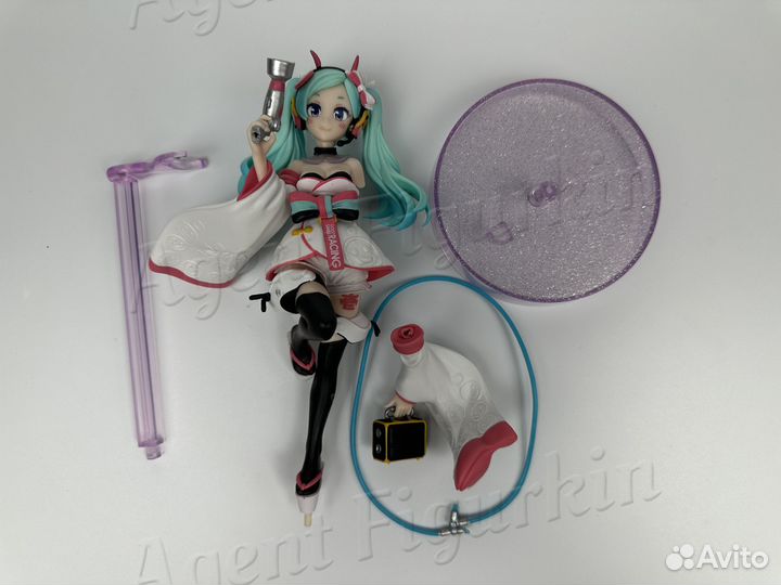 Аниме Фигурка Мику Game Оригинал с Дефектом