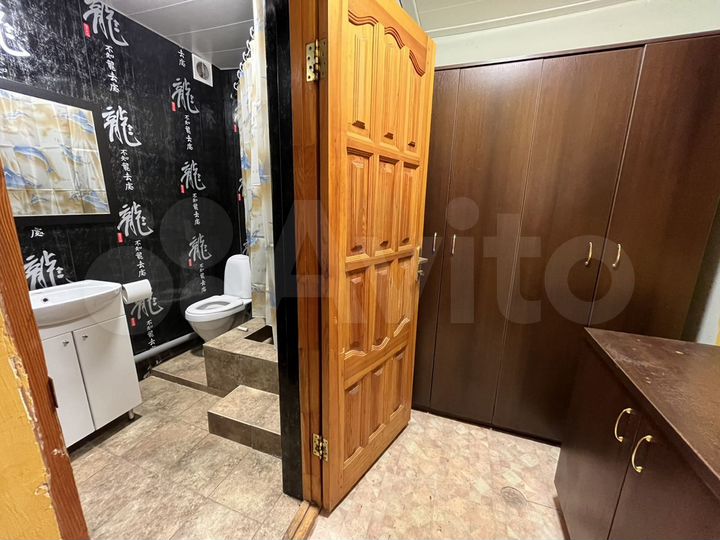 2-к. квартира, 54 м², 1/6 эт.