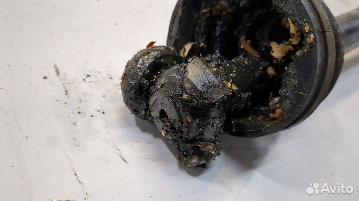 Полуось левая передняя Ford Galaxy, 2005