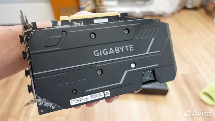 Видеокарта Gigabyte RTX 2060 12 gb