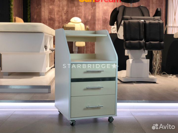 Тележка педикюрная с уф - модулем