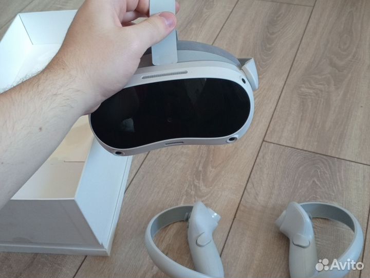 Шлем vr pico 4 128gb