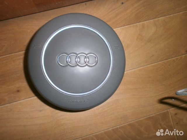 Подушка безопасности в рулевое колесо A8 (D3,4E)