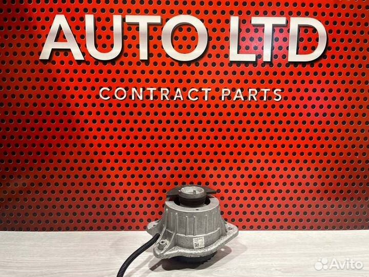 Подушка двигателя правая Mercedes-Benz S-Class