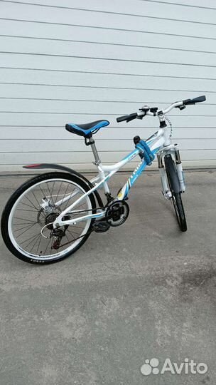 Велосипед trinx белый