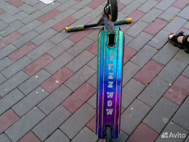 Трюковой самокат