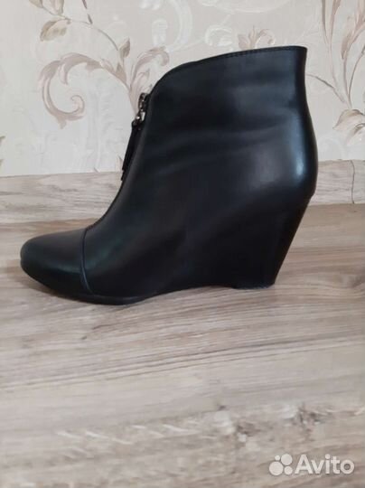 Ботинки кожаные