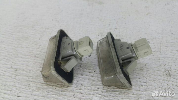 Подсветка номера Toyota Avensis T250 2006