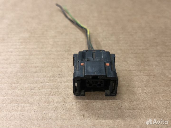 Фишка главного тормозного цилиндра Каризма