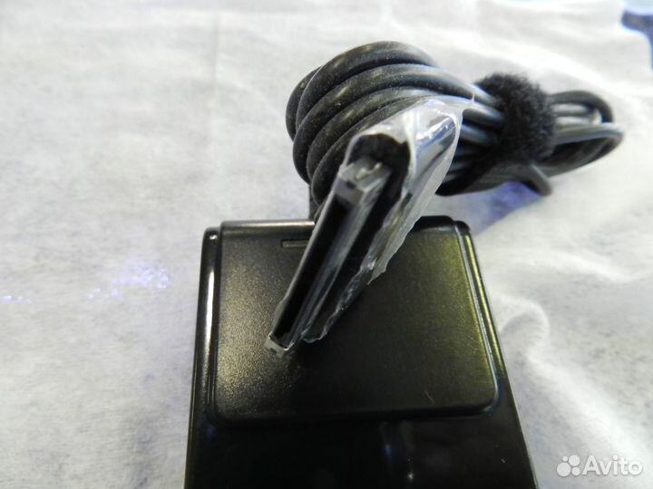 Блок питания для планшетов Lenovo 12V 1.5A 34P