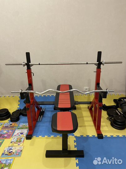 Скамья и стойка для жима и приседаний