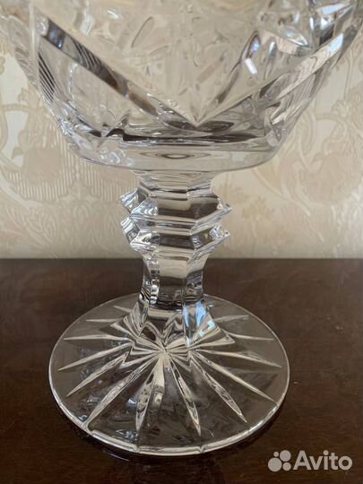 Хрустальная ваза для фруктов на ножке