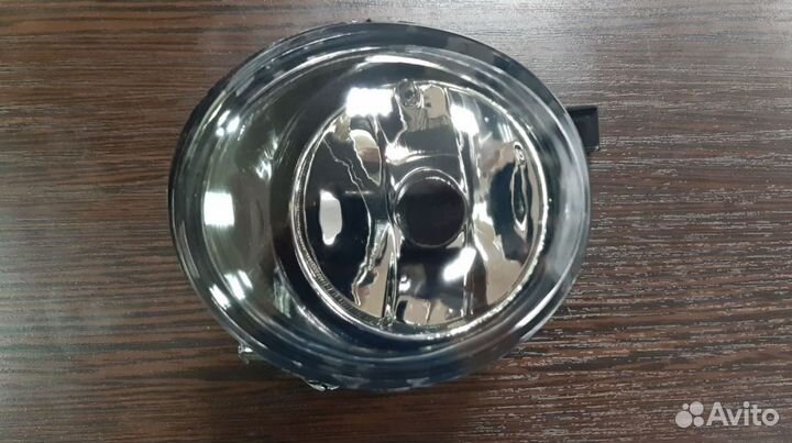 Фара противотуманная Volkswagen Polo