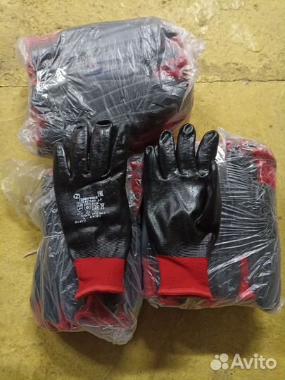 Перчатки нитриловые утепленные, обрезиненные