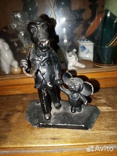 Гена и Чебурашка чугун СССР