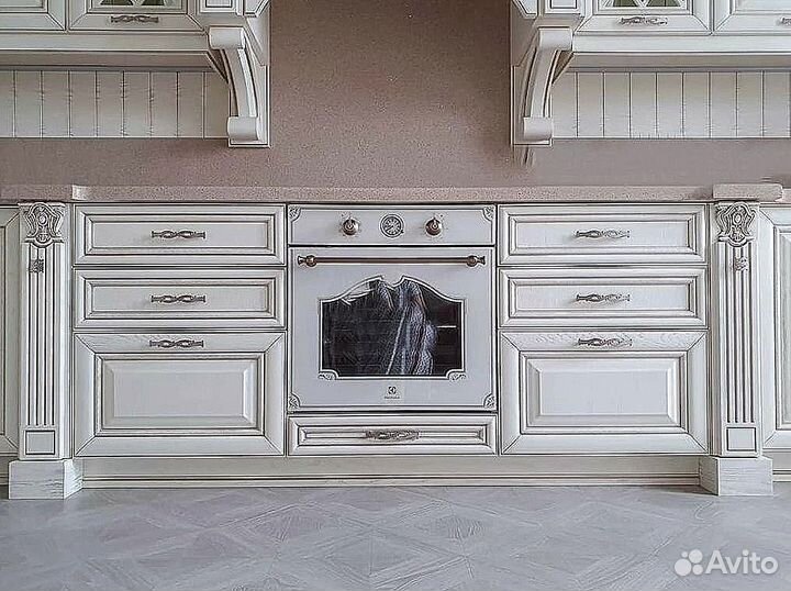 Кухня в потолок