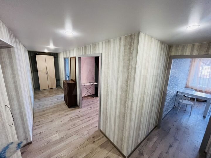 2-к. квартира, 64 м², 4/9 эт.