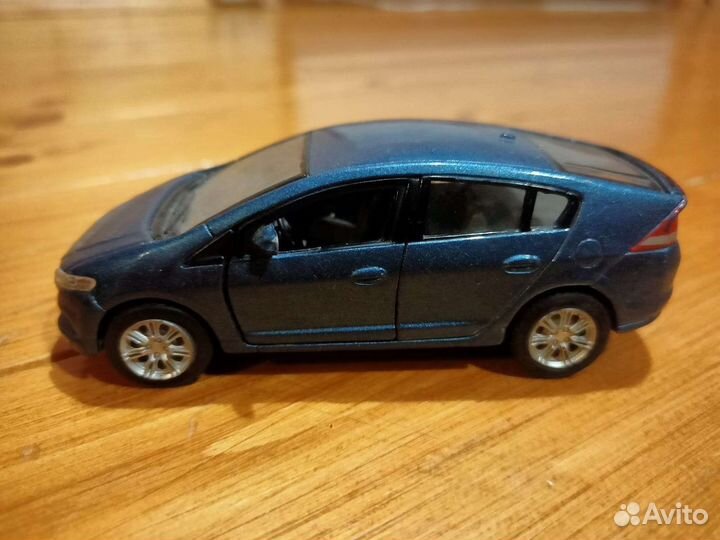 Модель машины honda insight 2010