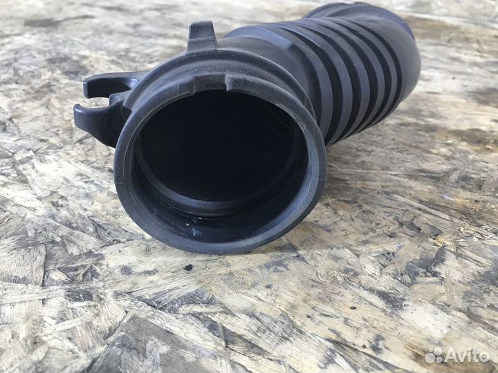 Патрубок воздушного фильтра subaru legacy BL5 EJ20