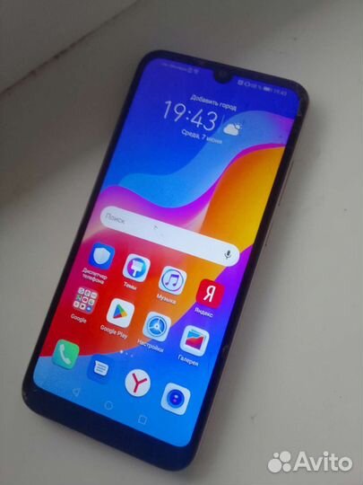 Honor 8A 2/32Gb