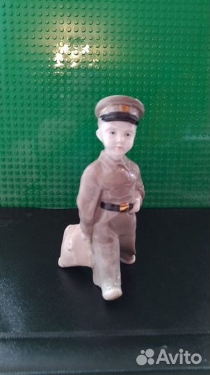 Статуэтки фарфор СССР Первоклассник и Пионерка