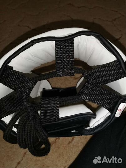 Шлем для смешанных единоборств