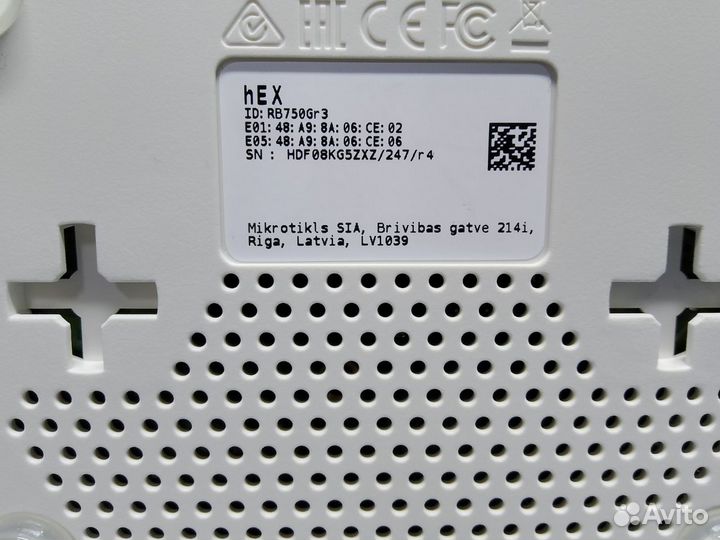 Маршрутизатор Mikrotik hEX (RB750Gr3)