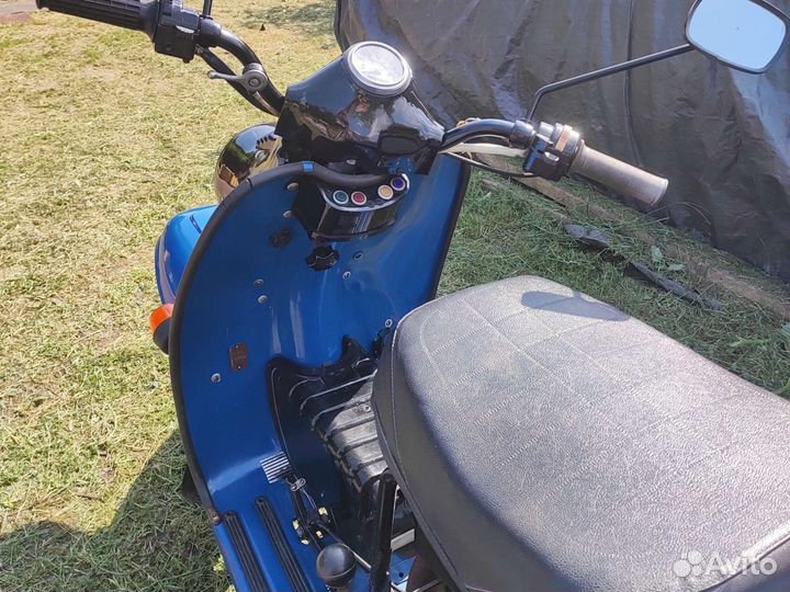 Мотороллер Муравей 2м02