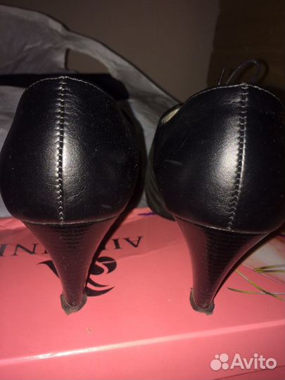 Туфли женские кожаные 39