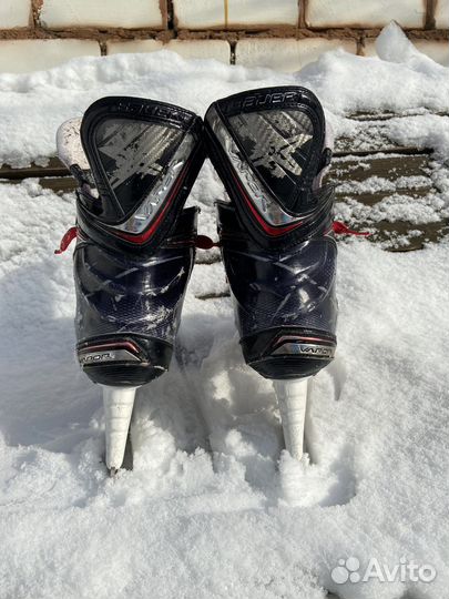 Хоккейные коньки бауэр x 800