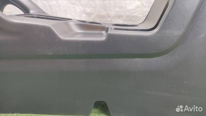 Консоль центральная с подлокотником Hyundai IX35