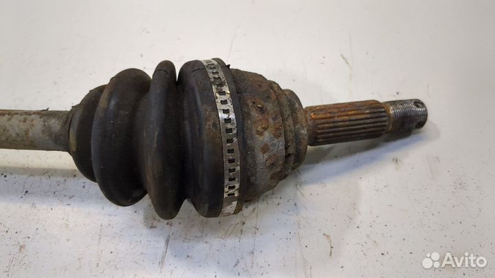 Полуось левая передняя Hyundai Coupe (Tiburon)