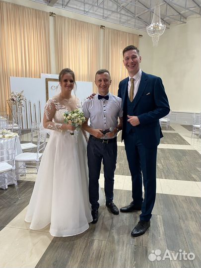 Ведущий тамада на свадьбу,корпоративы,юбилеи