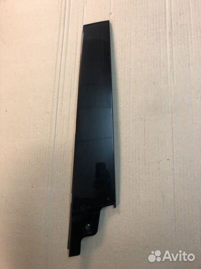 Накладка стойки двери передней левой Audi Q3 8U