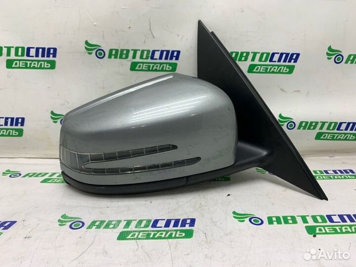 Зеркало двери переднее правое Mercedes Benz