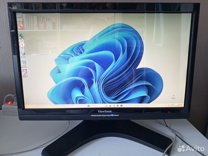 Монитор с сенсорным экраном ViewSonic vx2258wm