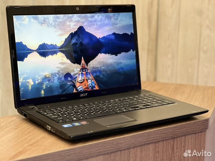 Ноутбук Acer. Экран 17.3 / intel Core i5 / Ram 4GB