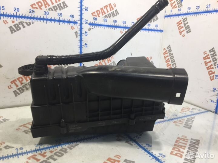 Фольксваген Пассат Корпус воздушного фильтра