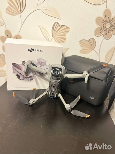 Квадрокоптер DJI Air 2S