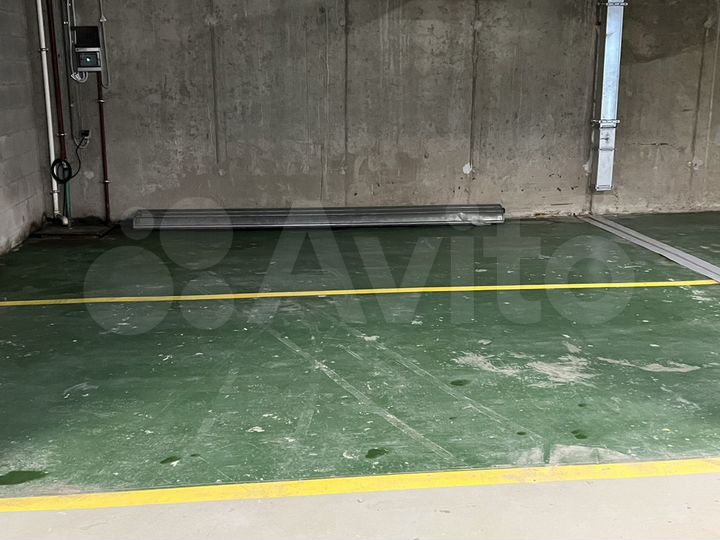 Машиноместо, 16 м²