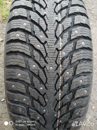 Nokian Tyres Hakkapeliitta 9 275/40 R18