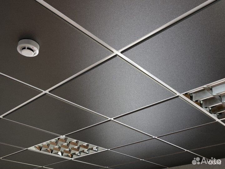 Металлический кассетный потолок Графит