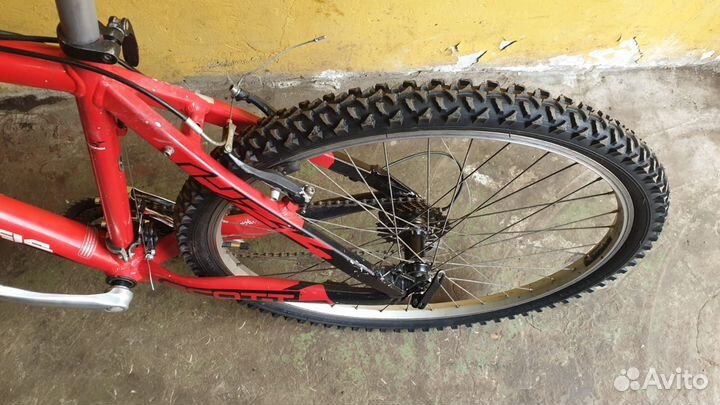 Горный велосипед Scott Voltage YZ4 26