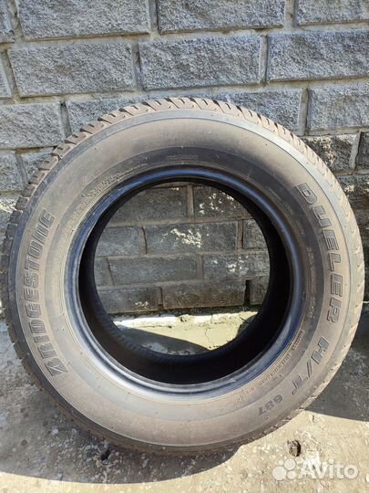 Bridgestone Dueler H/T 687 235/60 R16