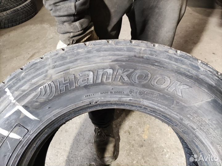 Грузовая шина бу 215 75 R17.5 Hankook