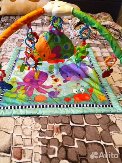 Развивающий коврик детский