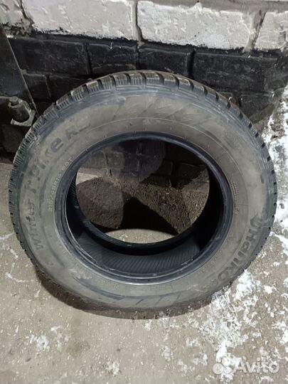 Hankook Winter I'Pike 215/65 R16 98