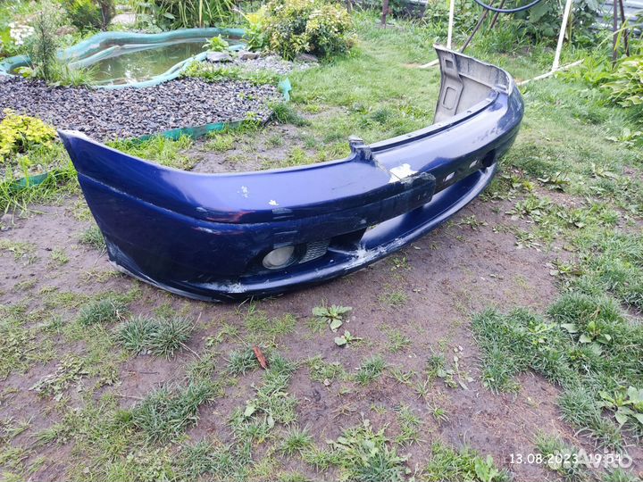 Продам передний бампер subaru legacy