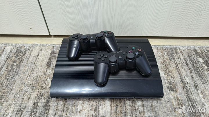 Sony ps3 super slim 250gb 30 игр 2 геймпада