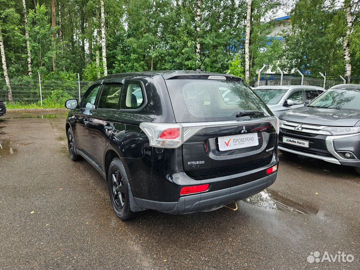 Mitsubishi Outlander 2.0 CVT, 2014, 238 832 км